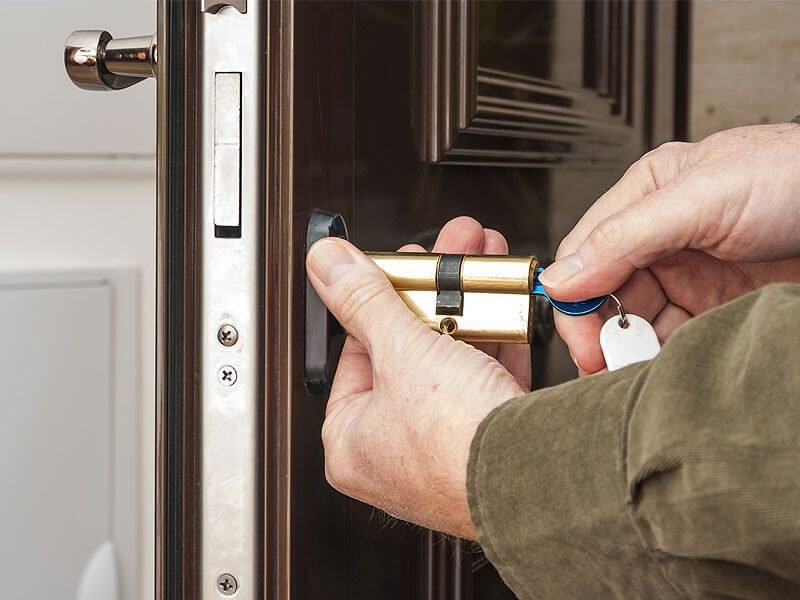 HIGHLY USEFUL 24 HOUR LOCKSMITH SERVICES