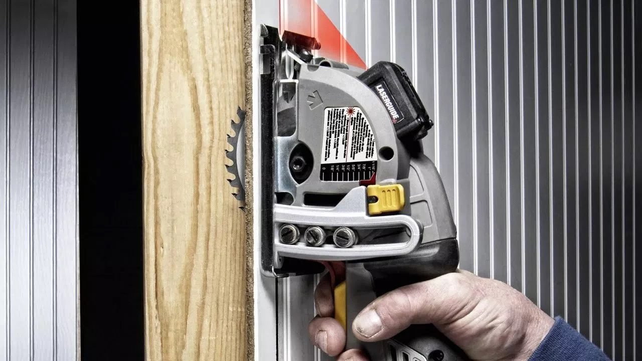 How to Choose the Best Compact Cordless Circular Saw