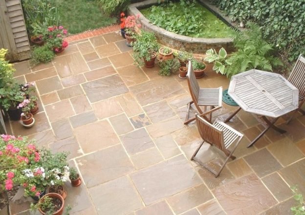 HOW TO LAY A GARDEN PATIO - Creative Home Idea