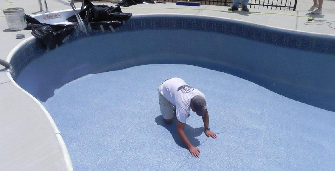 Signs That Your Pool Needs Repair Services