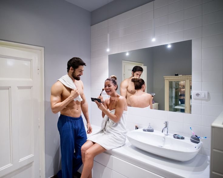 What Are the Benefits of Couples Bathrooms