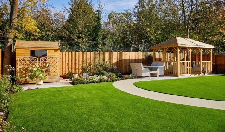 Artificial Grass and Residential Landscaping Ideas UK