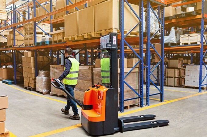 Revolutionizing Material Handling with Efficient Cutting and Lifting Tools